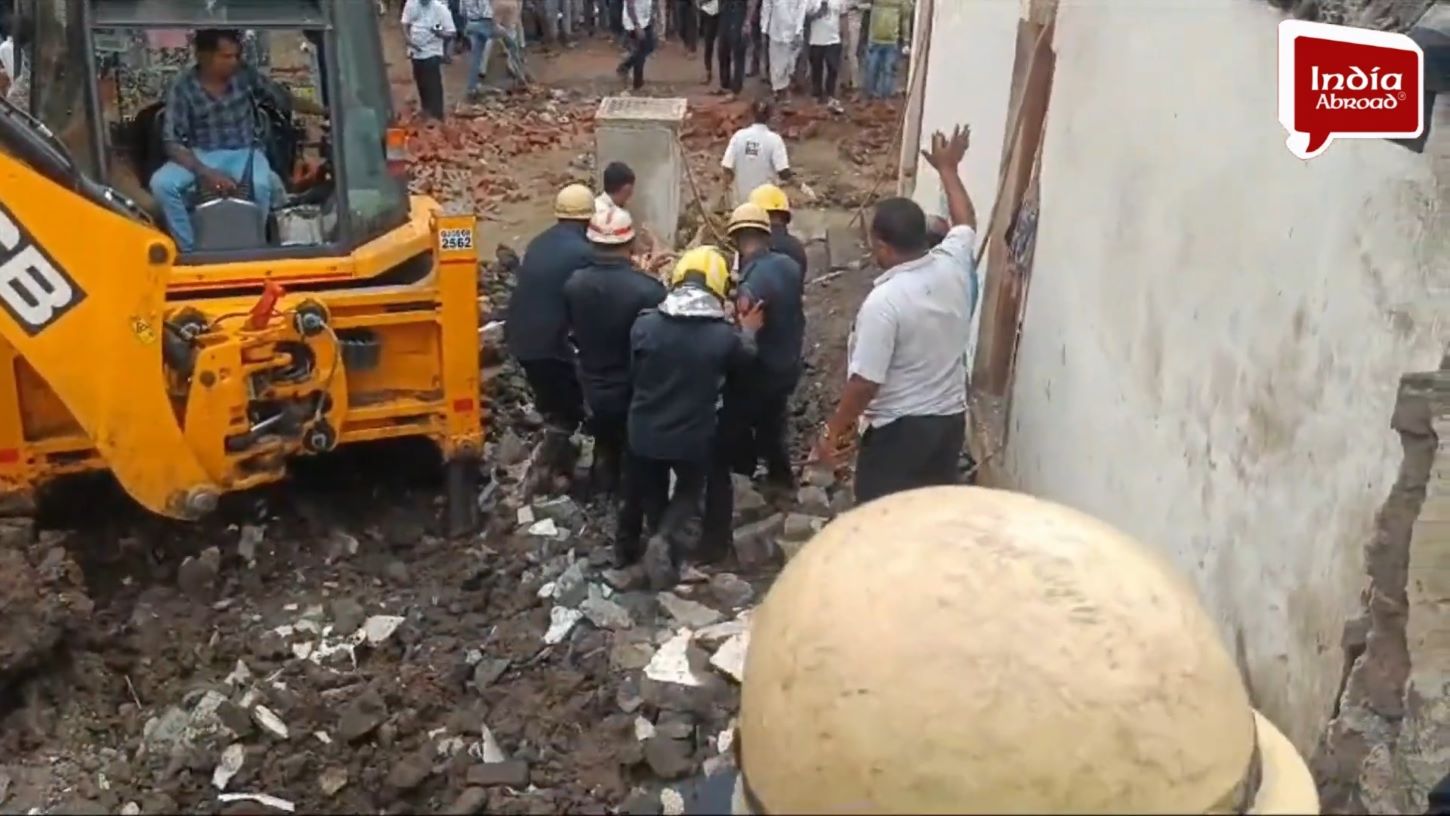 સુરતના સચીનમાં 6 માળની ઇમારત ધરાશાયી, એકનું મોત.